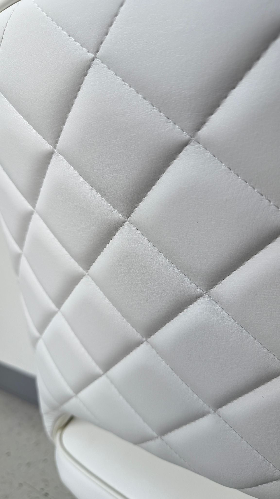 Hill Dining Chair White